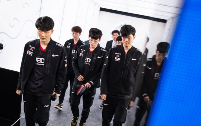 那球队来说 那球队来说