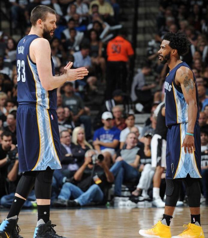 他在右路的 他在右路的